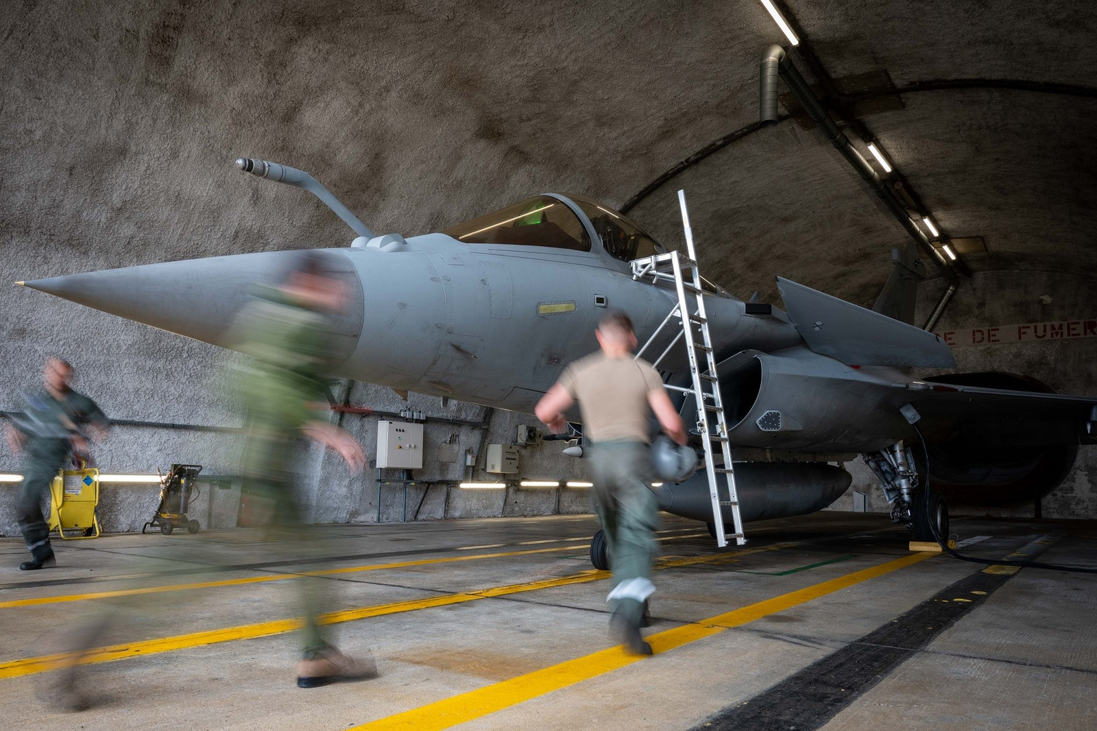France launches work to train Ukrainian pilots for Rafale fighters