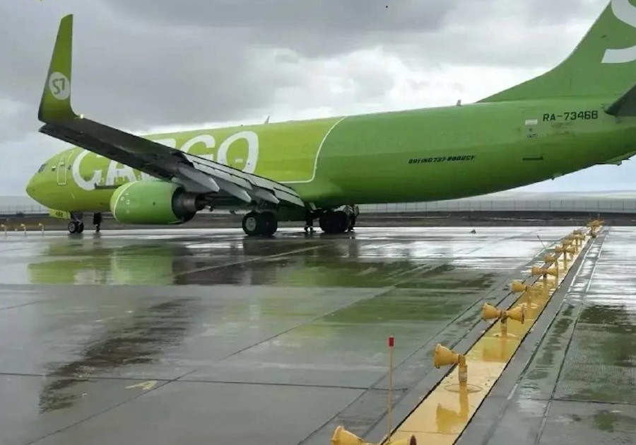 S7 Airlines 737-800 freighter overruns during landing at Norilsk
