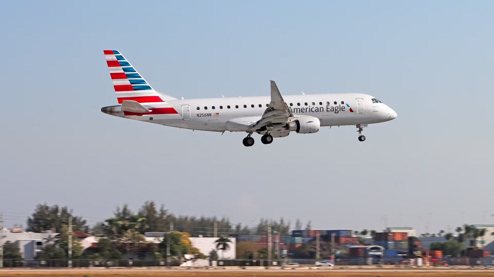 Only 64 Miles: American Airlines' 11 New Ultra-Short International Flights [Map]