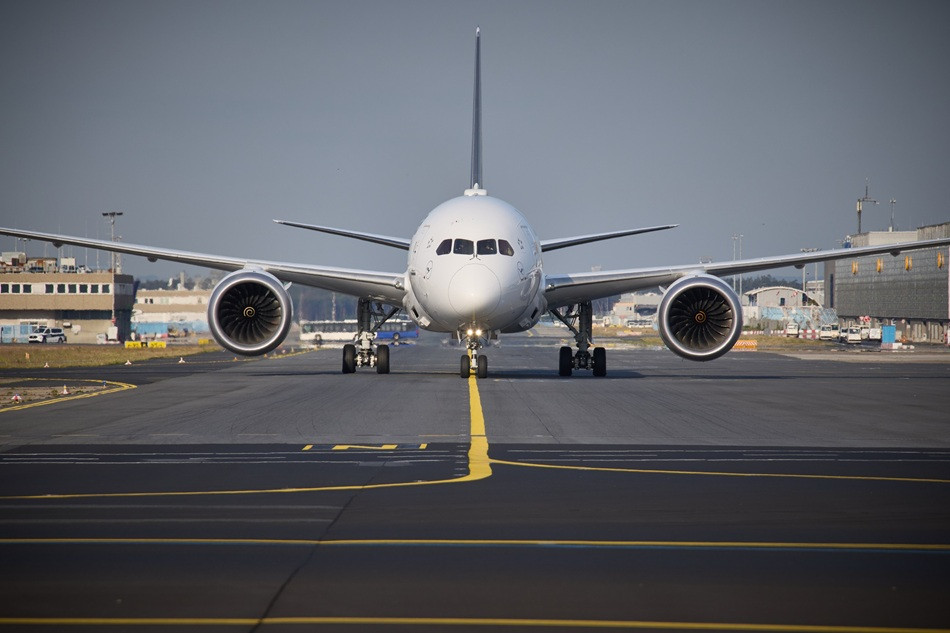 Spohr sees turnaround at Germany’s Lufthansa Airlines ‘on track’ despite Q2 loss