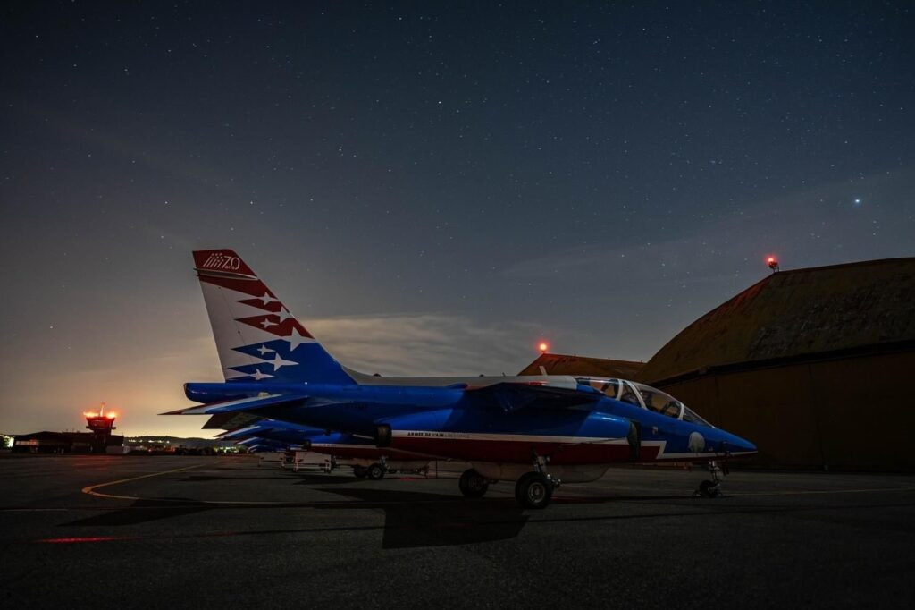 UK launches search for new Royal Air Force trainer and Red Arrows jet