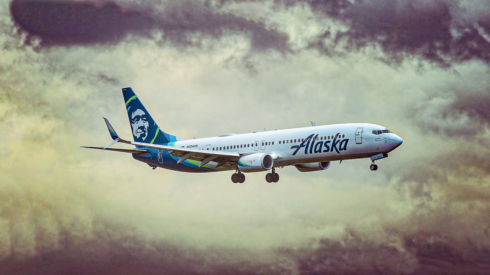 Alaska Airlines To Cancel 7 Routes, But Will Reinstate Popular Intra-California Flight