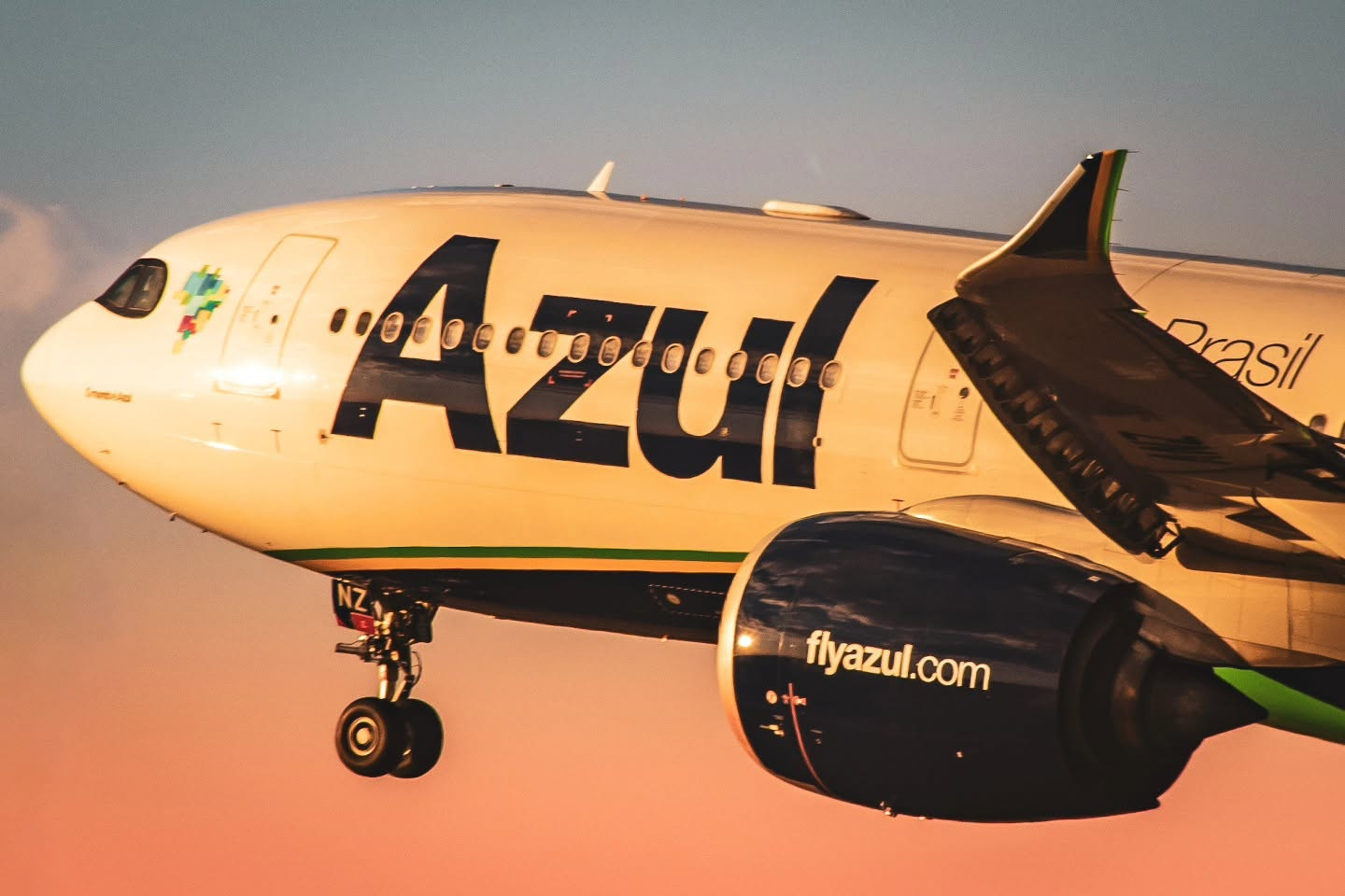 Azul secures R$2 billion in government financing for fuel purchases