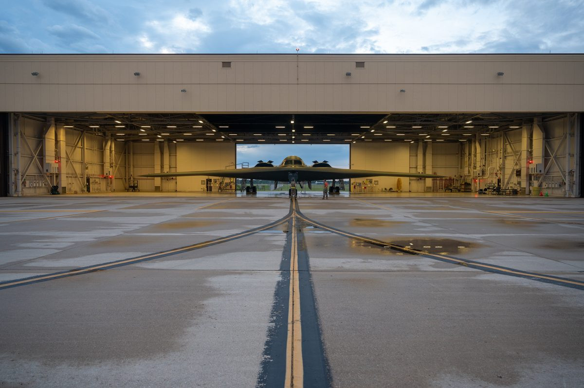 US builds special B-21 hangar at Whiteman to check bomber’s stealth
