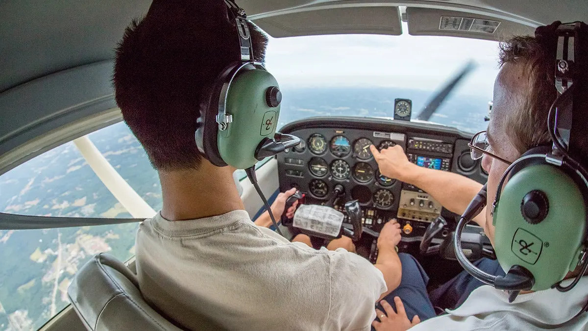 How Student Pilots Can Overcome Navigation Anxiety
