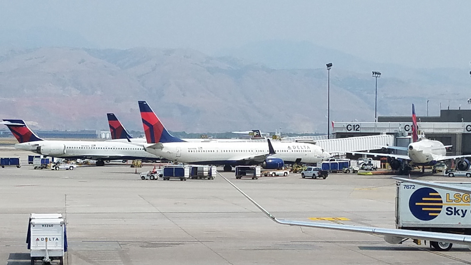 Delta Gave A Passenger Someone Else’s Boarding Pass, Then Let The Real Customer Board Too