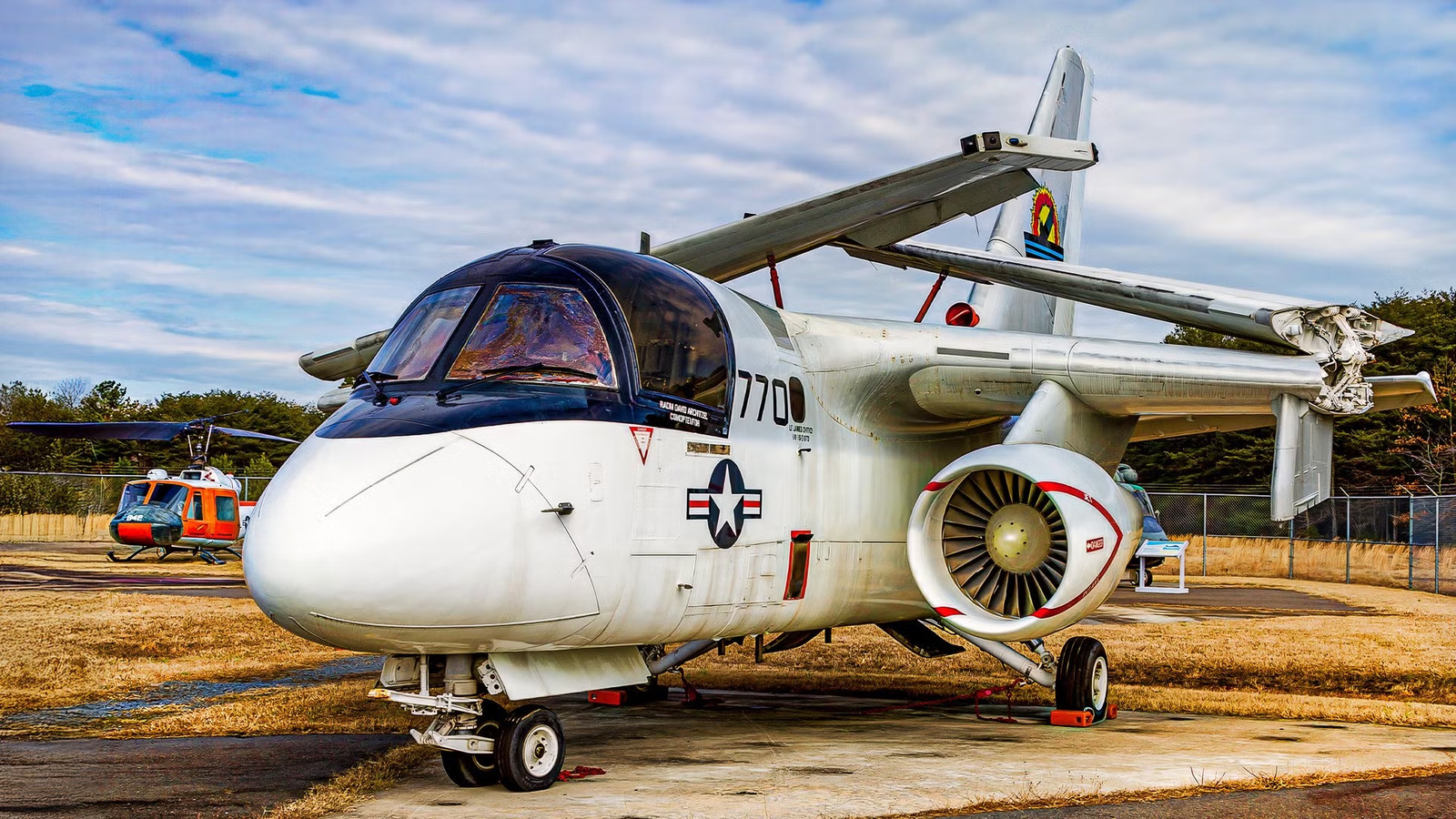 The US Navy Retired Its Most Capable Submarine-Hunting Aircraft & Replaced It With A Step Backward