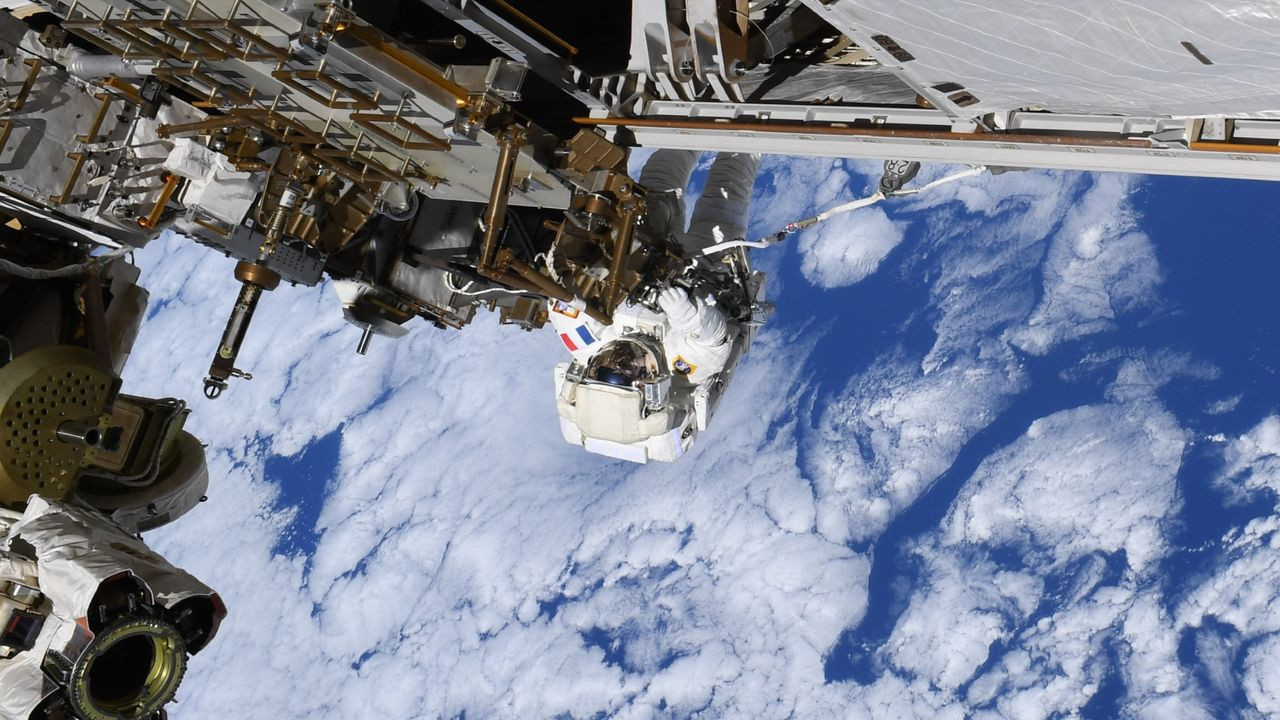Repairing the ISS 250 miles above Earth | Space photo of the day for Sept. 1, 2026