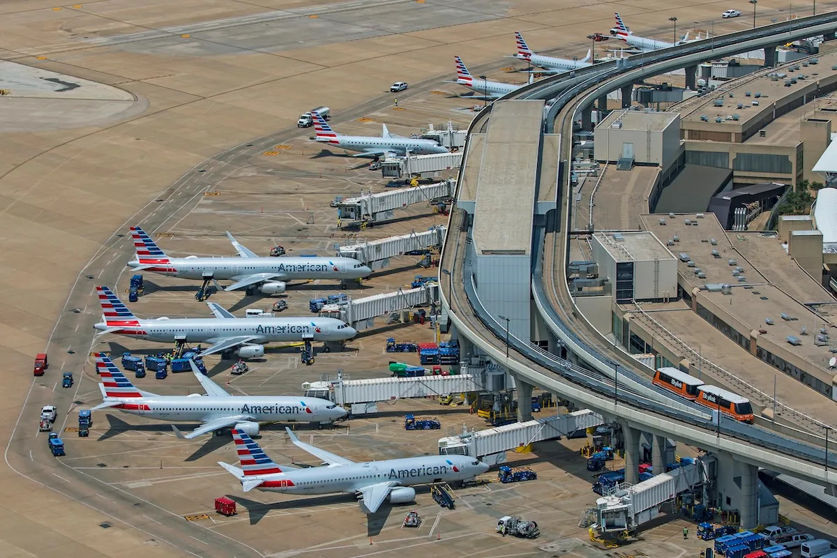 DFW Trails American’s Other Hubs in First Quarter of New Schedule
