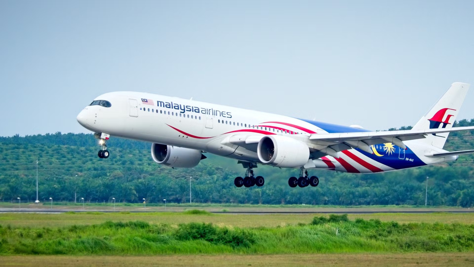 All Pilots & Cabin Crew In Malaysia Face 30-Day Drug Test Deadline After Smuggling Scandal