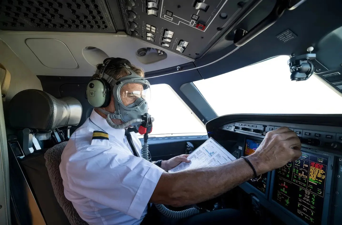FAA Proposes Relaxing Part 135 and 91 Oxygen Mask Rules