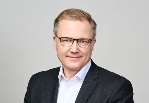 Finnair appoints board member Siitonen as CFO after predecessor quits for Valmet role