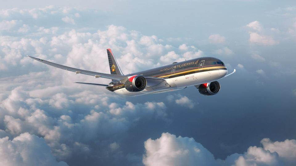 Government aid with fuel costs helps keep Royal Jordanian profitable in first half