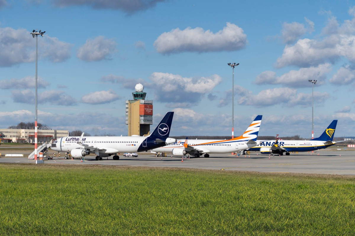 European airline profit outlook clouded after fuel bites in second-quarter
