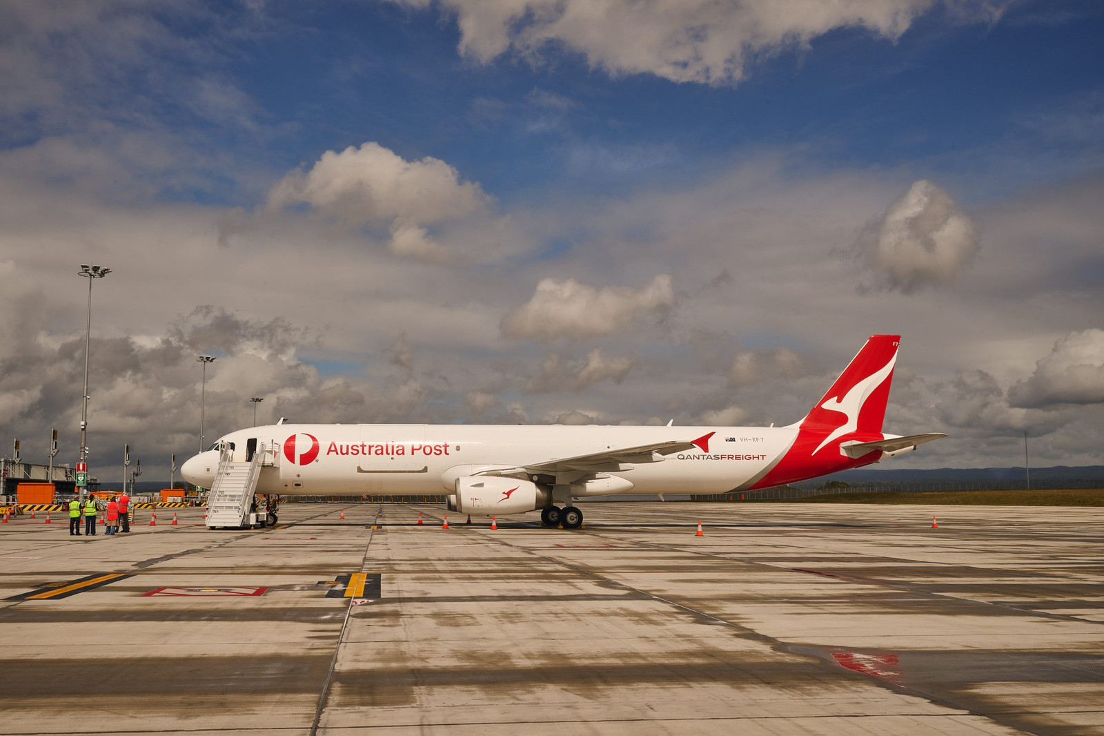 Qantas boosts freighter fleet with additional A321P2Fs
