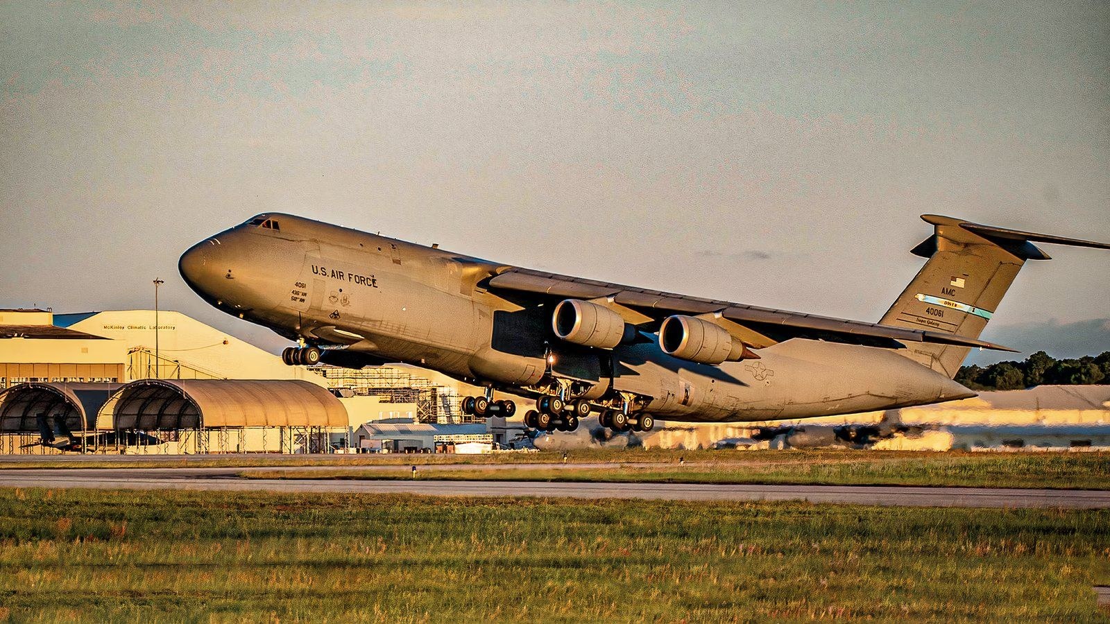 How New CF6 Engines Made The C-5M Galaxy More Fuel Efficient Than The Original C-5