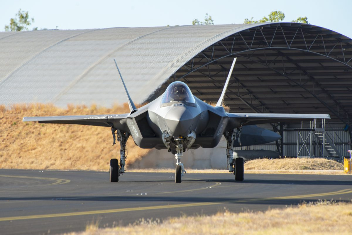 UPS missed warning email before F-35 stealth parts ended up in China