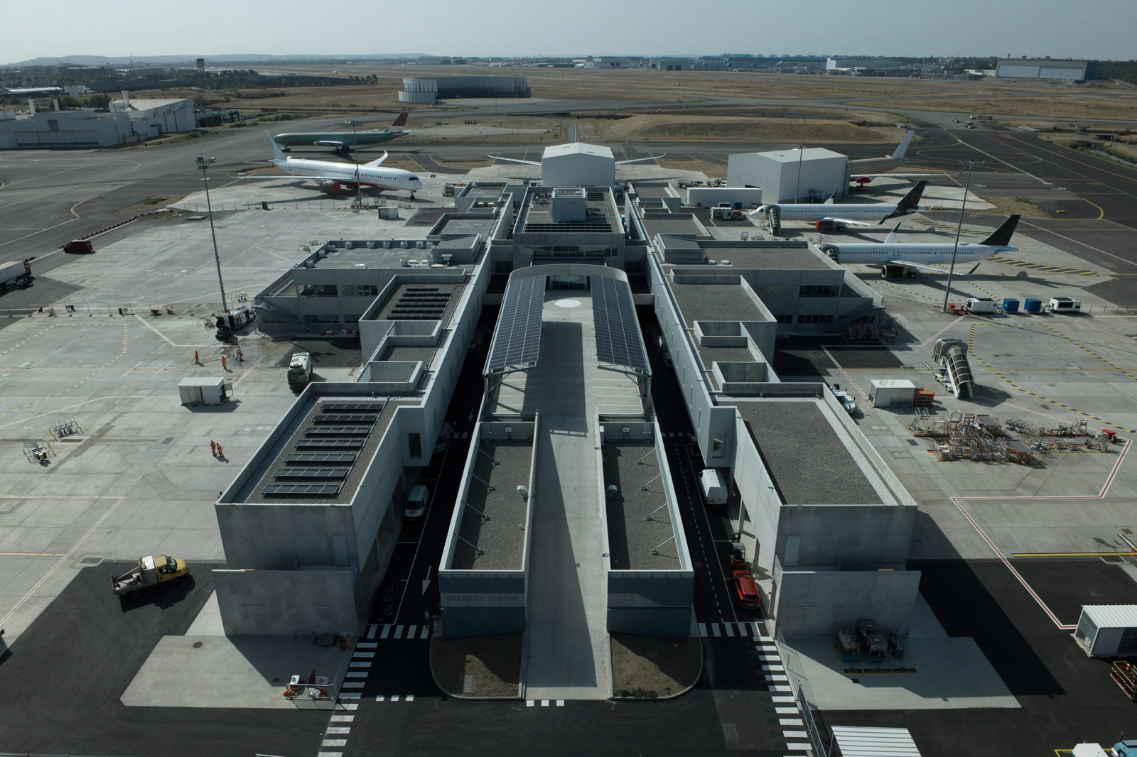 Airbus opens Toulouse delivery centre to support increase of A320 output