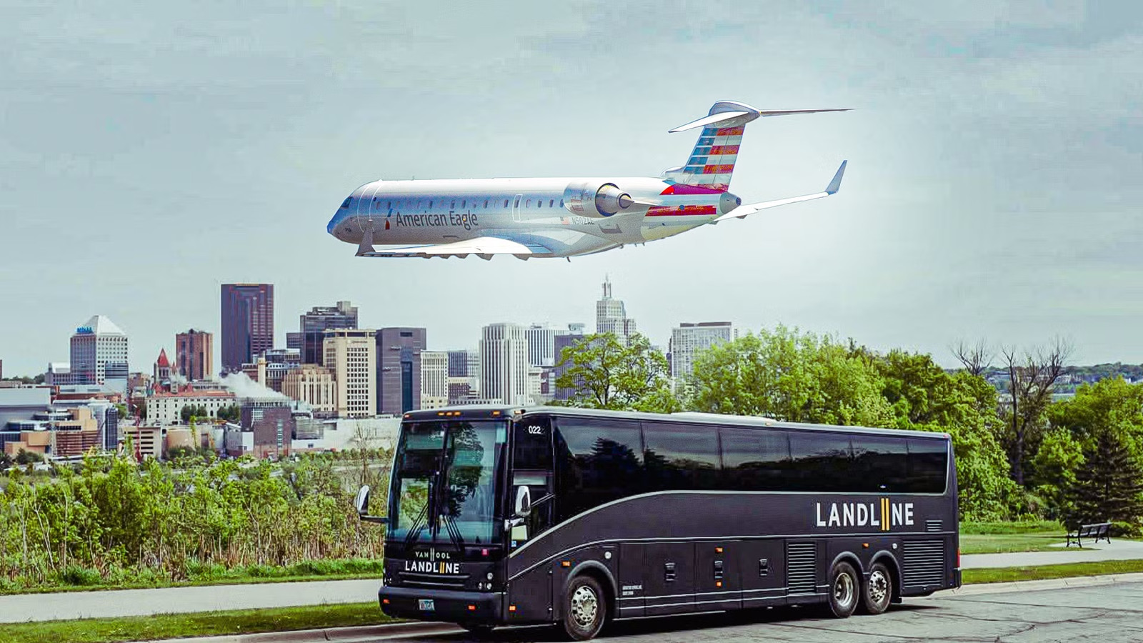 American Airlines Replaced Its 84-Mile Chicago Bus With Bombardier CRJ700 Jets After Travelers Booked 'Flights' That Weren't