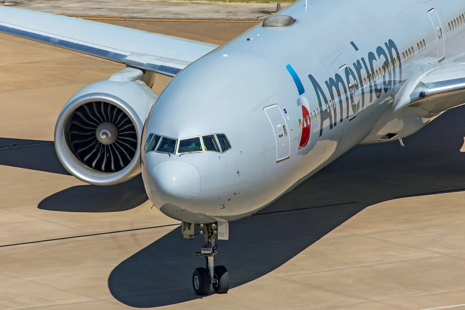 American Sets End Dates for Flagship First