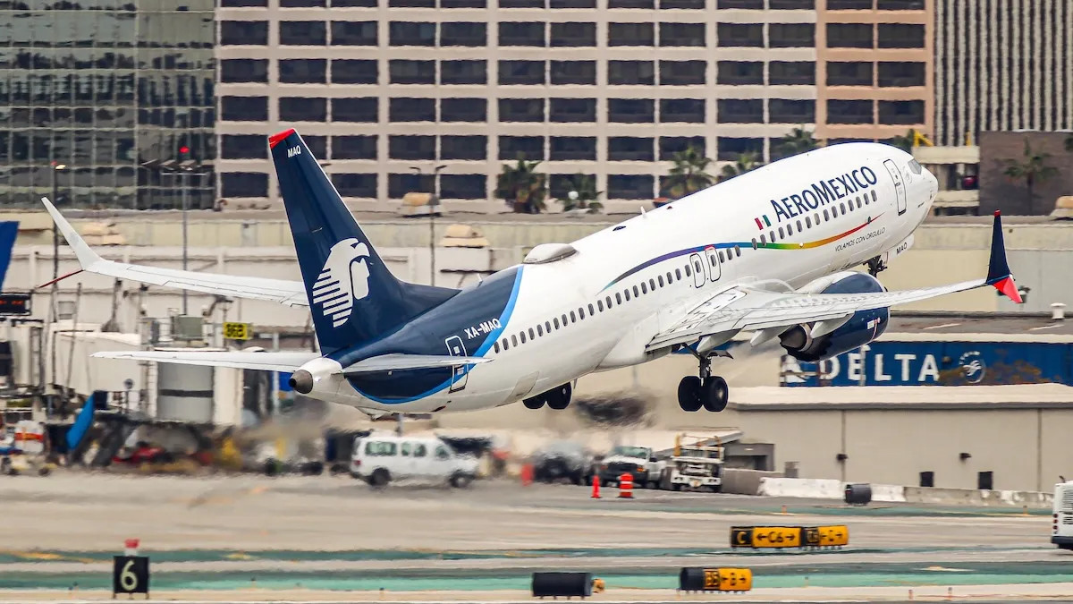 Aeroméxico to Deploy Honeywell Runway Safety Tech Across 737 Fleet