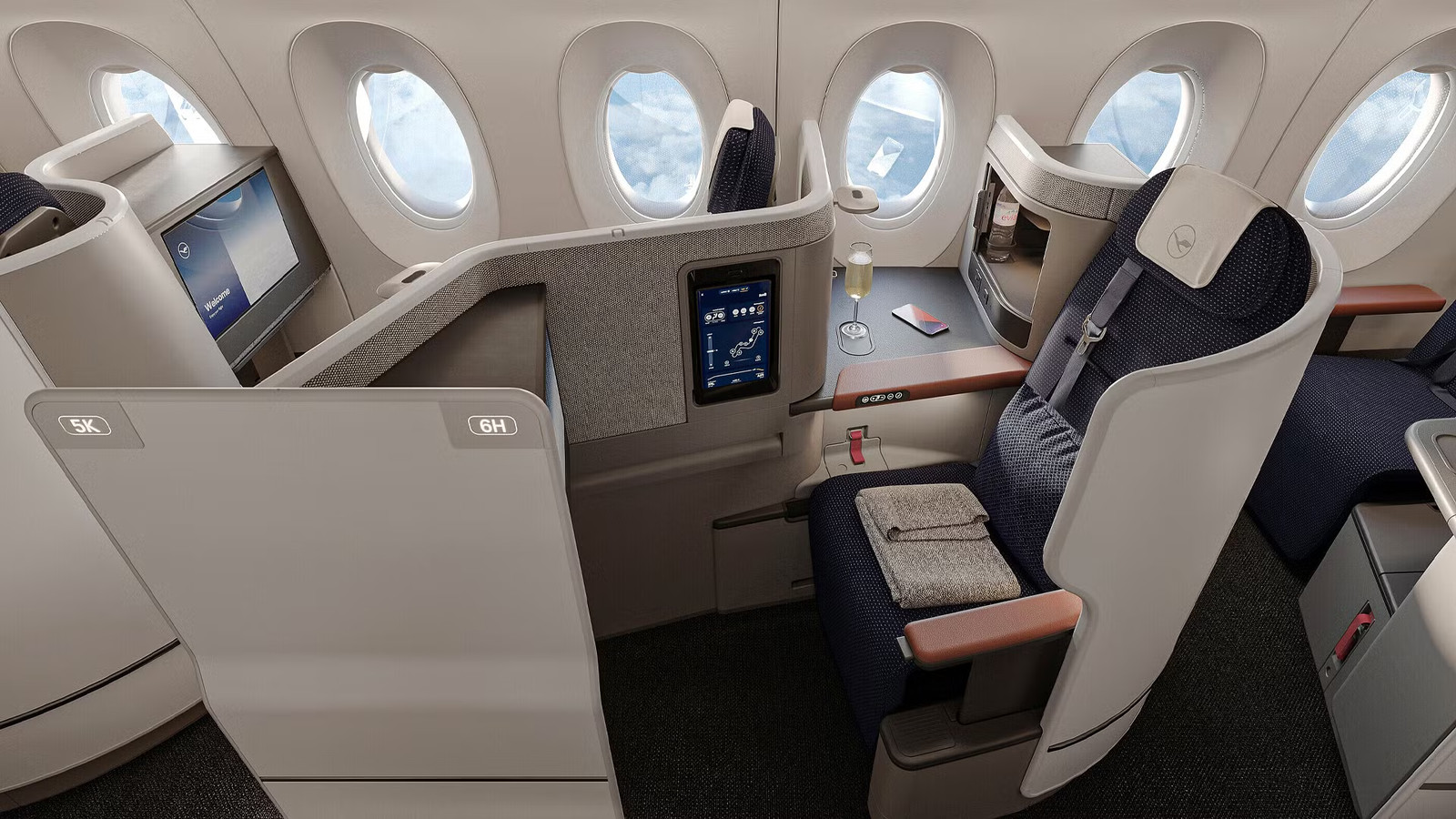 7 Airlines With Some Of The World's Most Luxurious Business Class Seats
