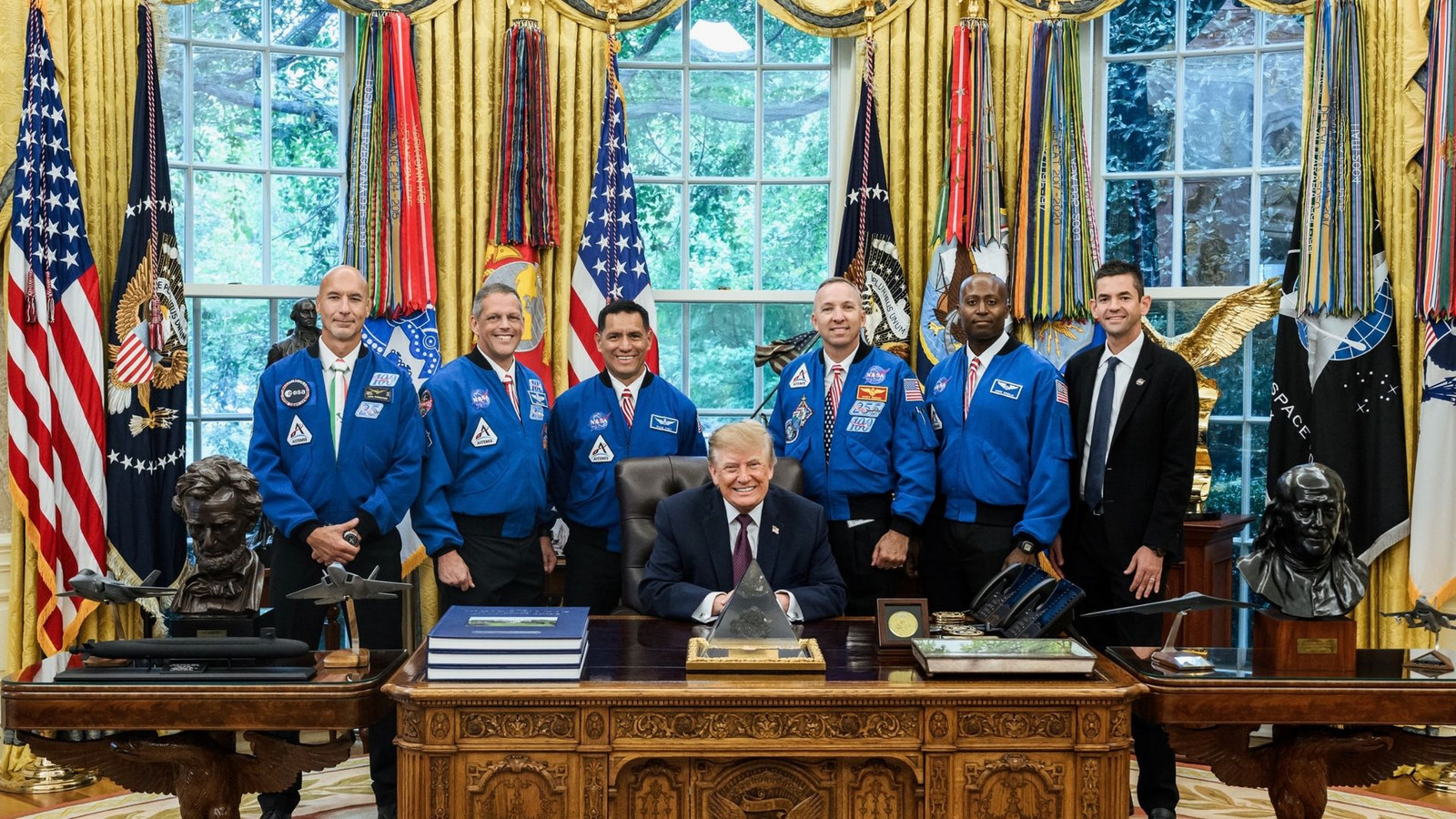 See NASA's Artemis III astronauts meet Trump at the White House as they train for a critical 2027 moon lander test flight (photos)