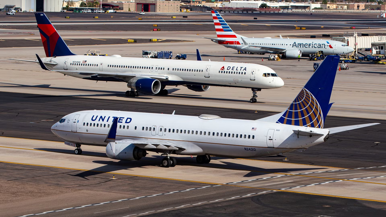Ex-Flight Attendant Admits Fake Pilot ID Scheme For 'Hundreds' Of Free Flights On 3 US Airlines
