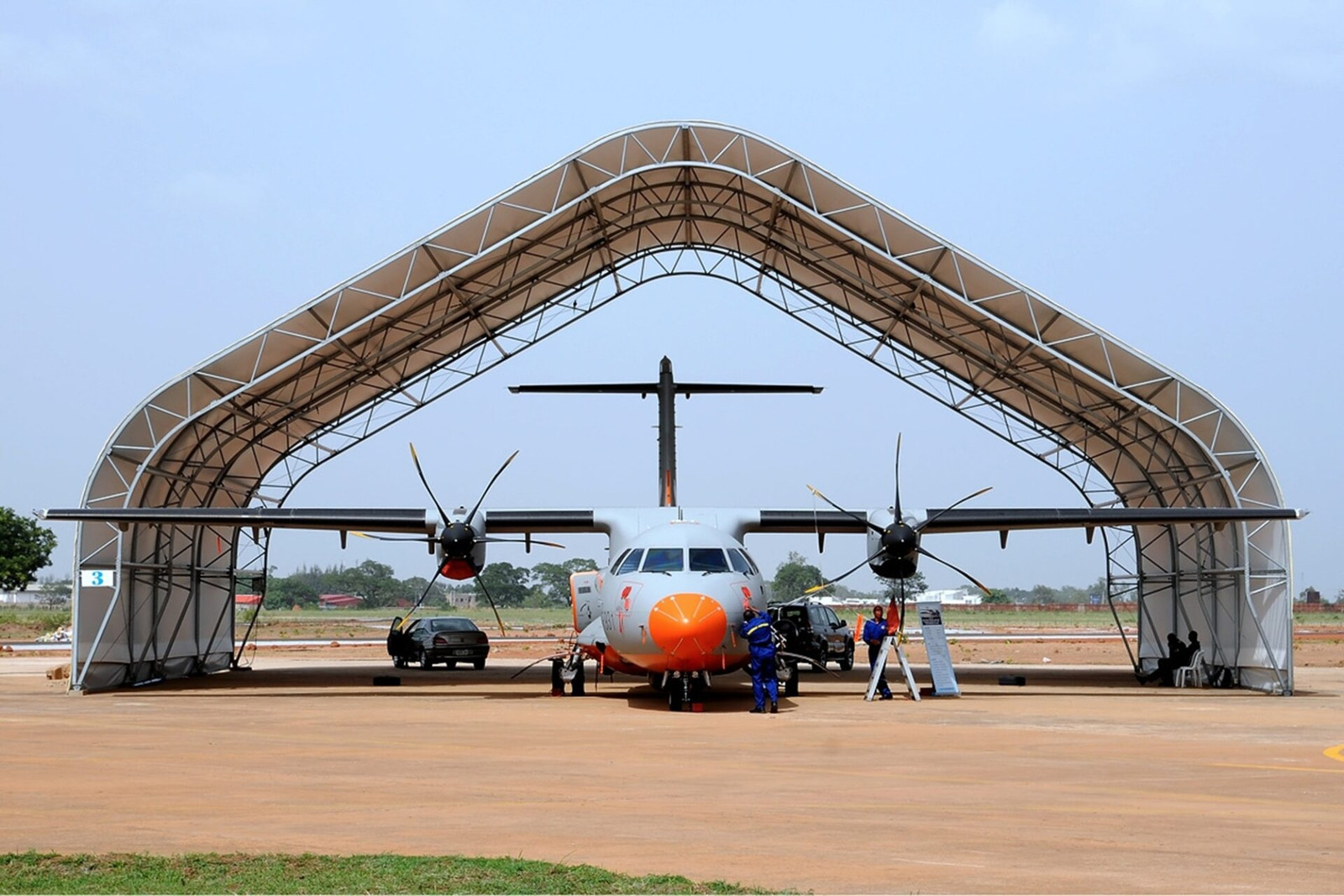 Nigerian Air Force ATR 42 crashes in Ondo State with 32 aboard