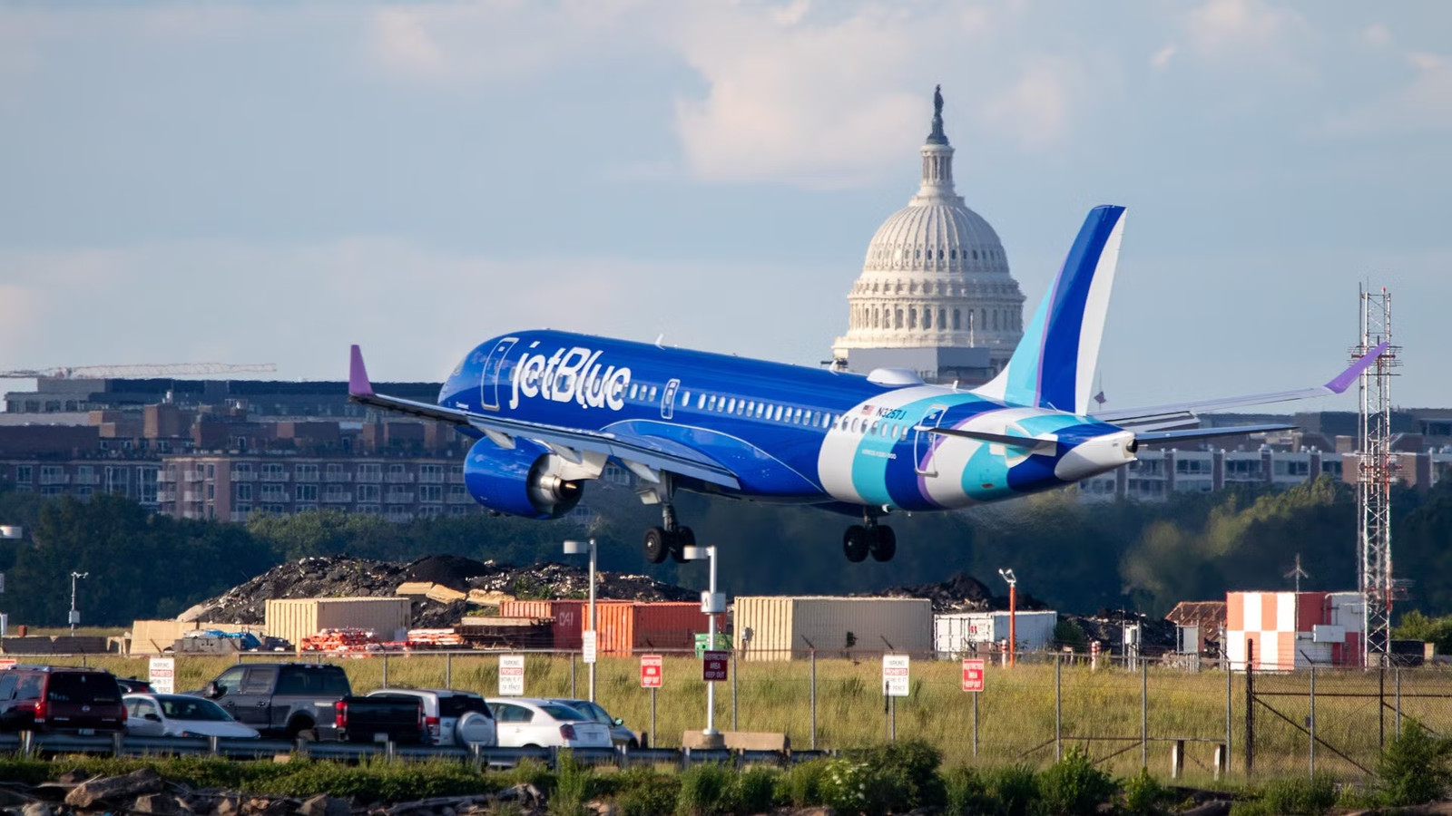 New Bill Seeks To Slash 50% Of Washington Reagan's Long-Distance Flights In Air Safety Push