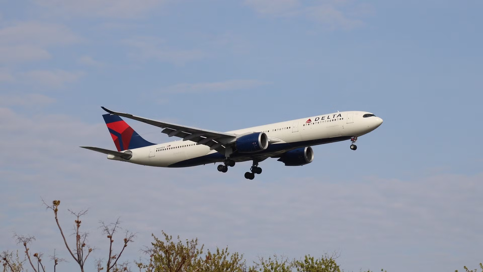 Long-Haul Delta Air Lines Flight Diverts Twice After Lavatory Leak Floods Cabin