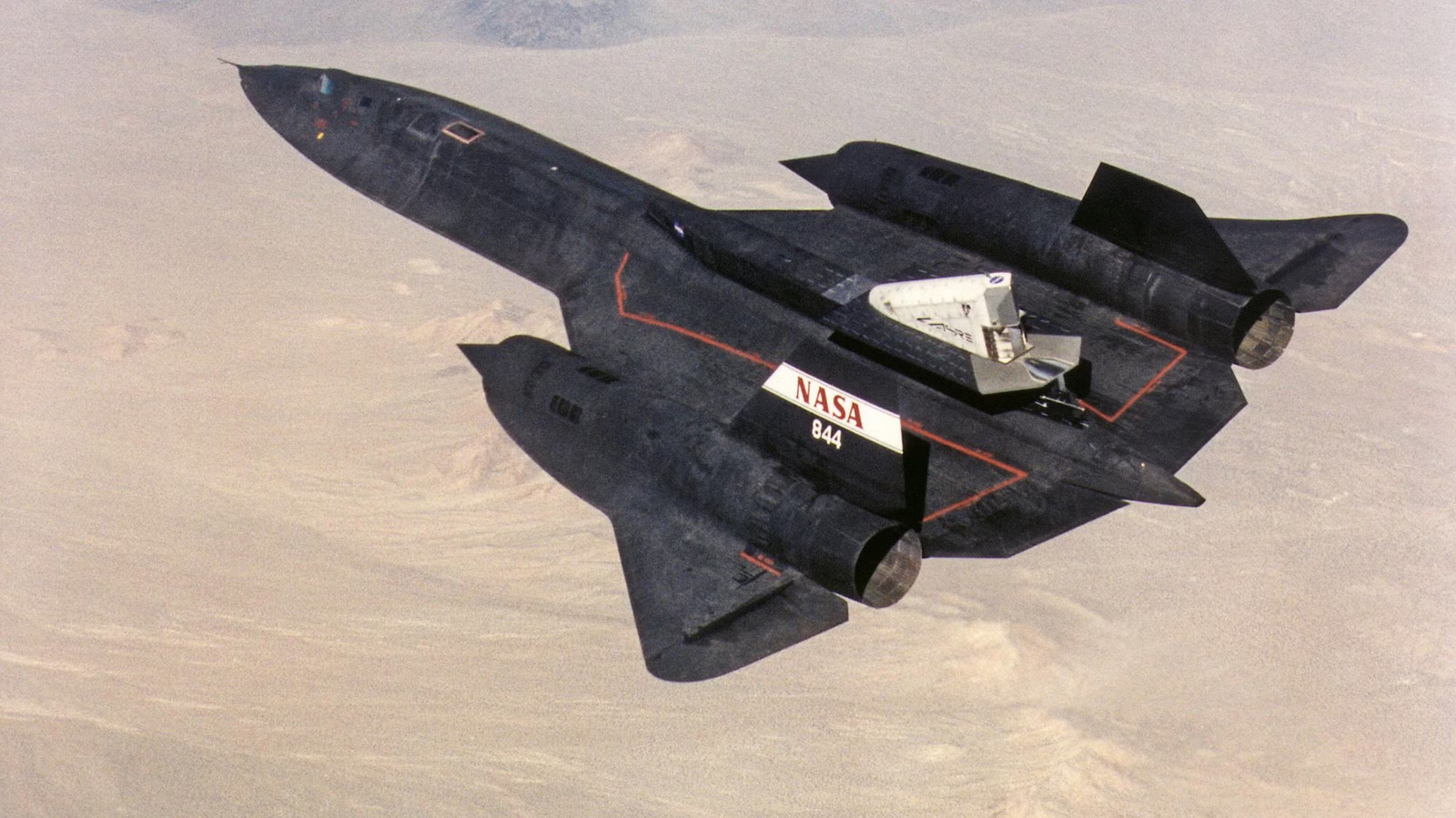 Disappears: SR-71 Pilot Explains The Real Reason Why The Blackbird Wouldn't Show Up On F-15 Radar
