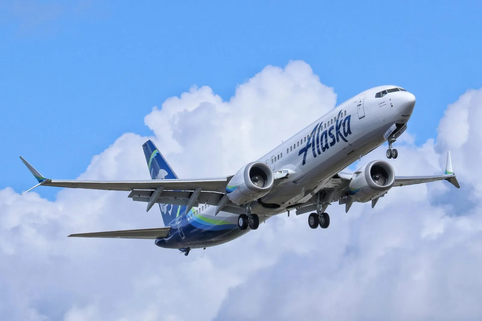 Alaska to Join American’s Atlantic, Pacific Joint Ventures