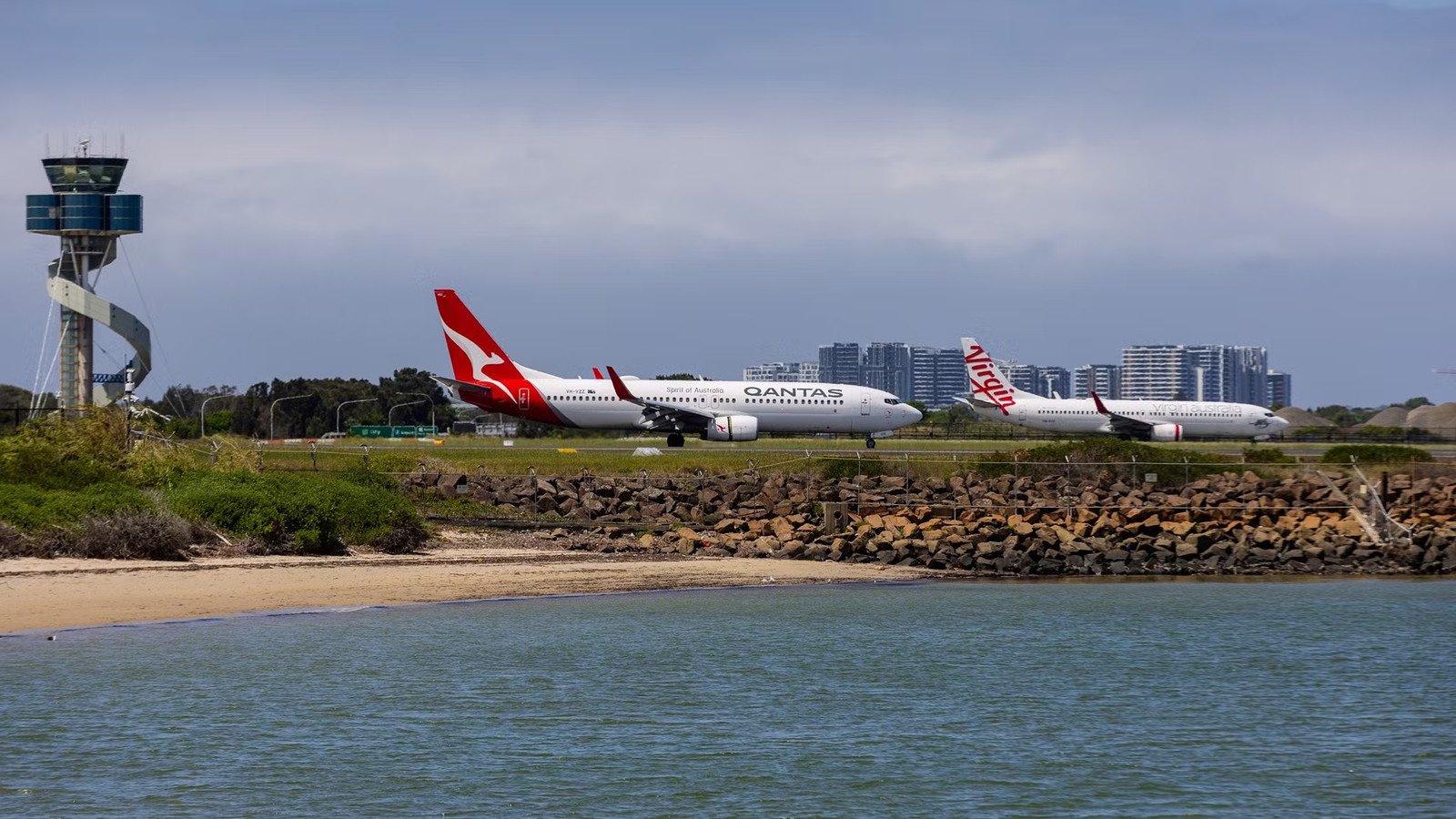 4 Days Later: Airservices Australia & The ATSB Disagree Over Sydney Runway Incursion Incident