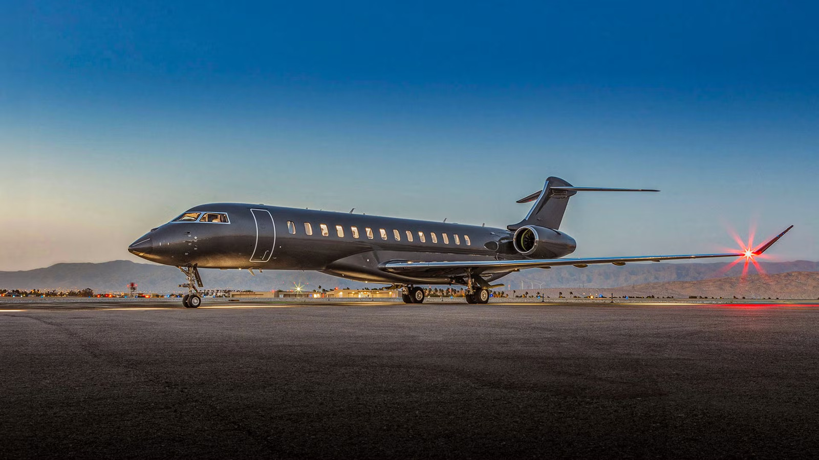 The Real Cost To Fly A 14-Hour Nonstop From New York To Dubai On A Bombardier Global 7500