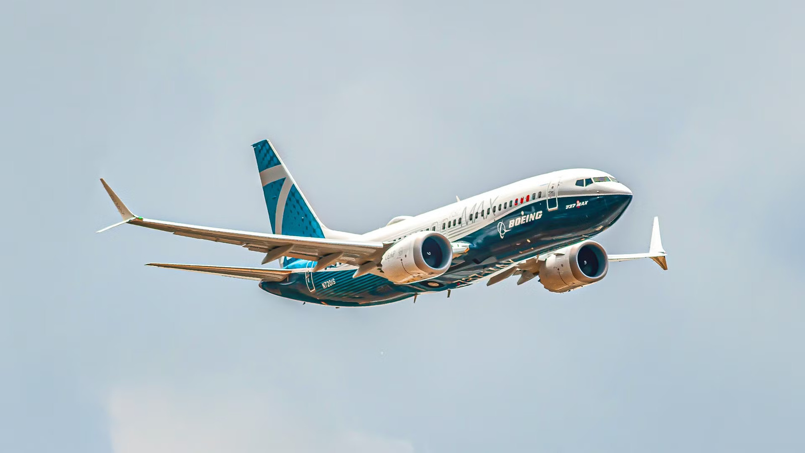 Boeing's 737 MAX 7 Is Finally Nearing FAA Approval & Southwest Airlines' Entire Next Decade Depends On It