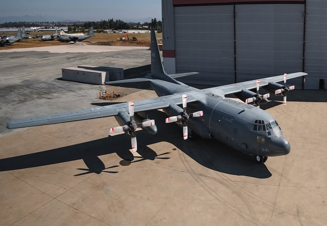 Coulson picks up 10 ex-Canadian air force C-130s to expand firefighting fleet
