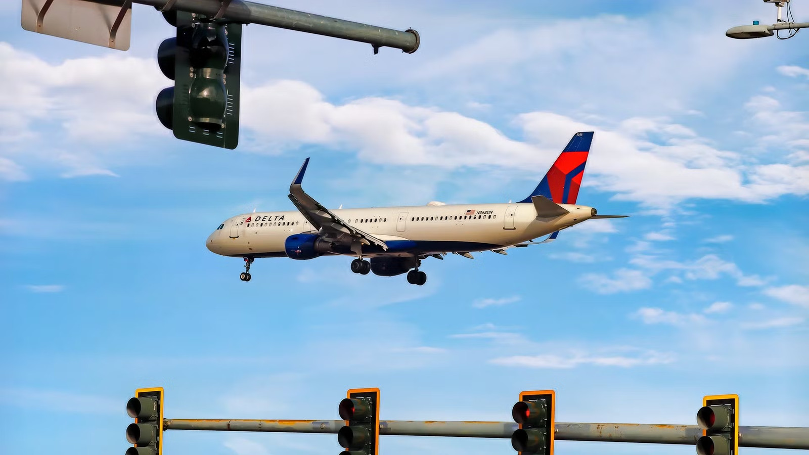 Delta Air Lines Enhances SkyMiles For Business Investment For High-Tier Travelers