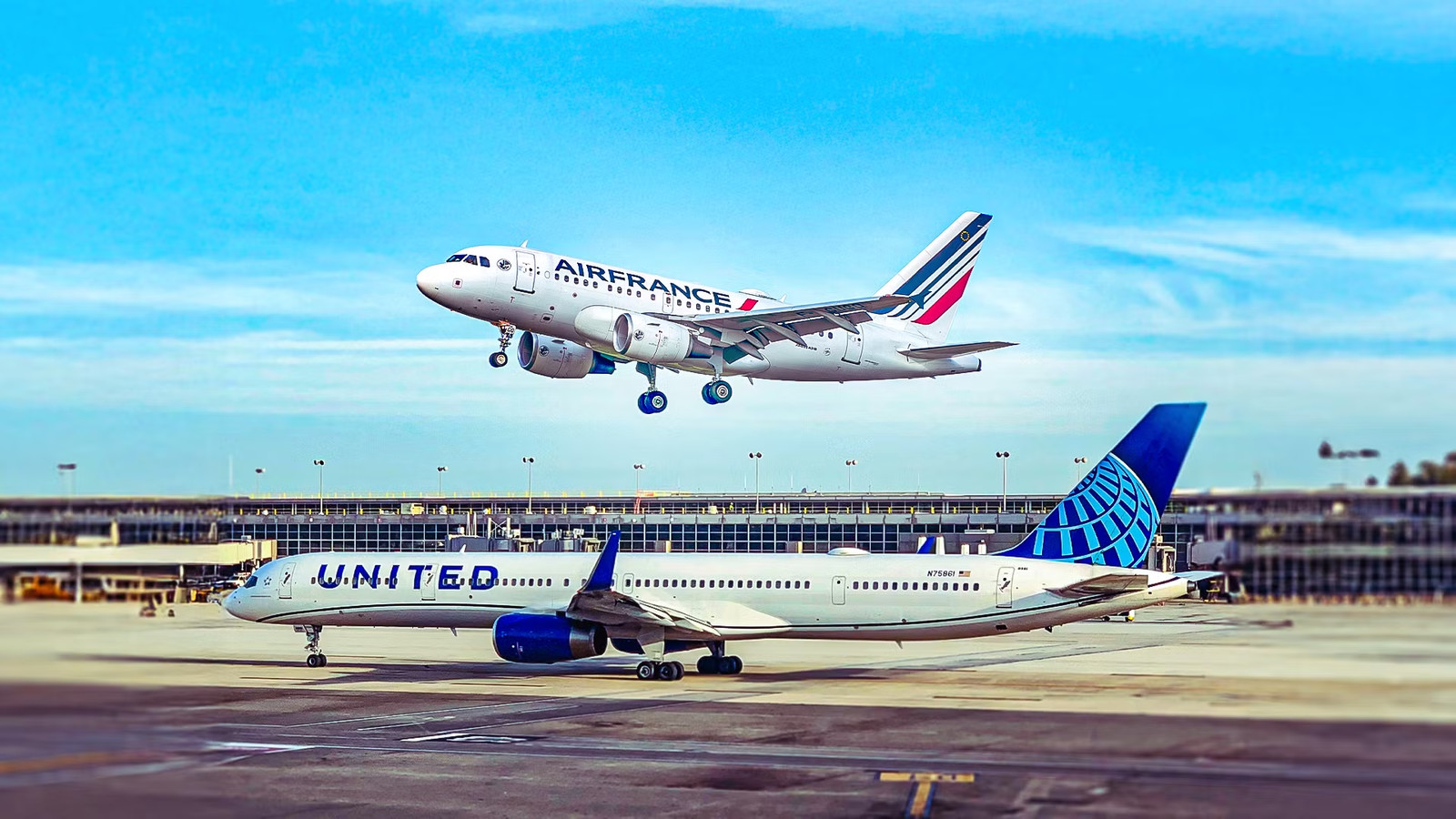 Boeing & Airbus Each Built A Passenger Jet That Only 3 Airlines Still Fly