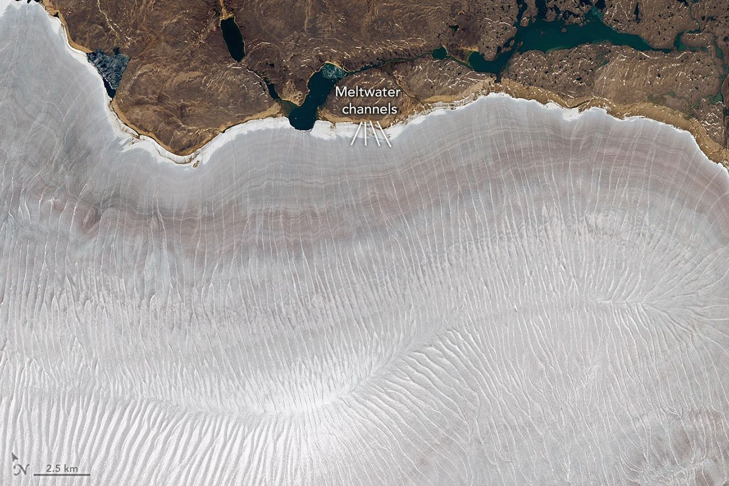 A Bare Summer for Barnes Ice Cap