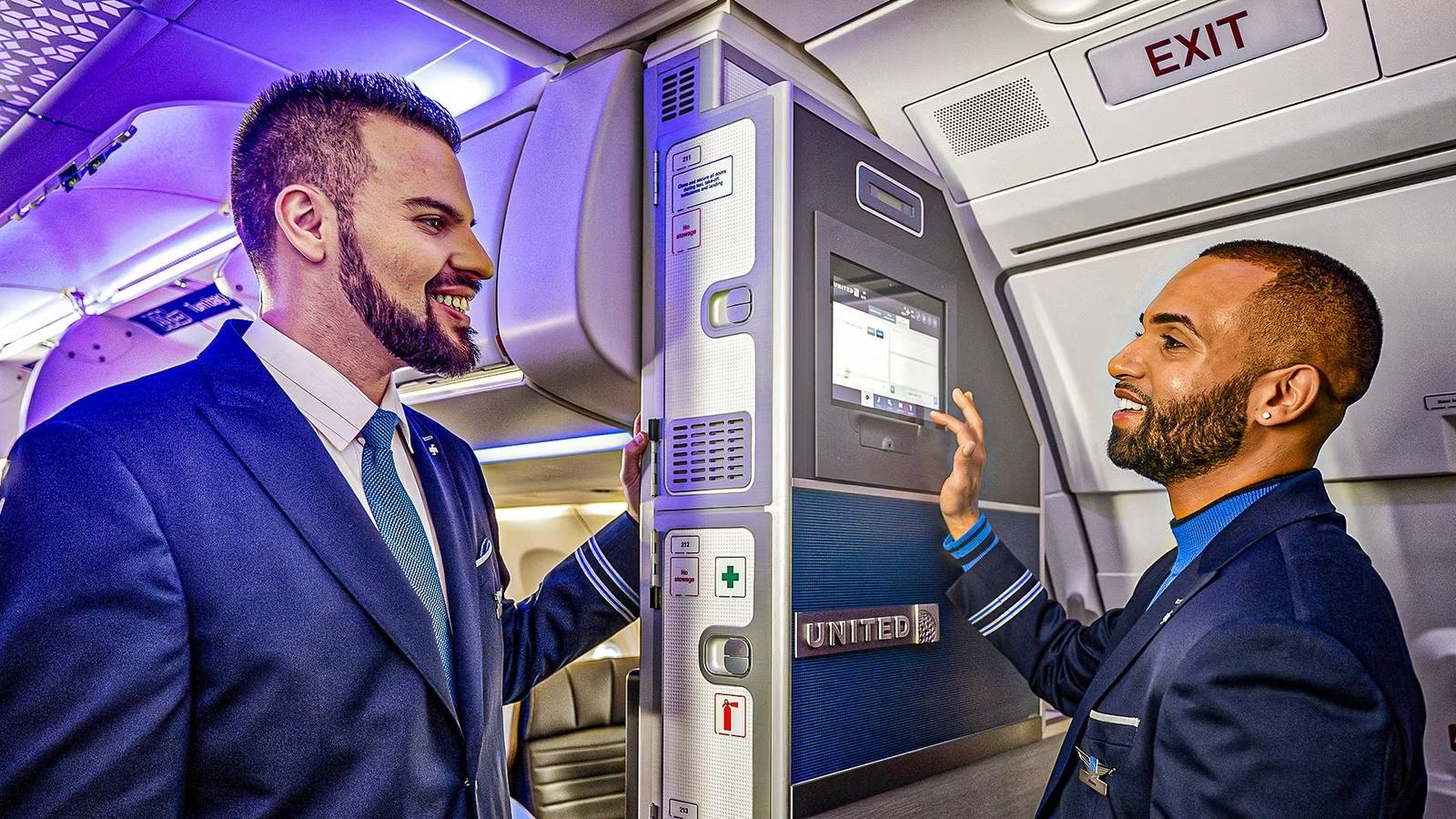 How Much Do United Airlines Flight Attendants Make In 2026?