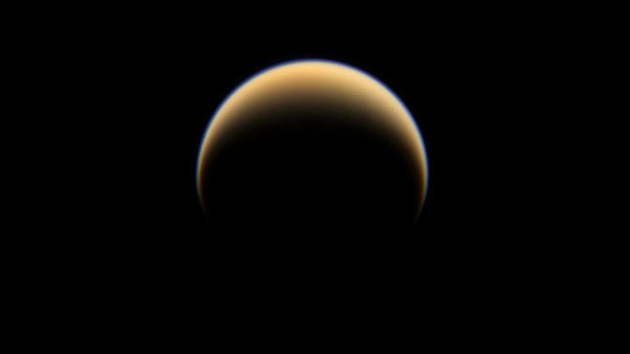 Scientists discover mystery molecule on Pluto and Saturn's moon Titan: 'We cannot say what it is'