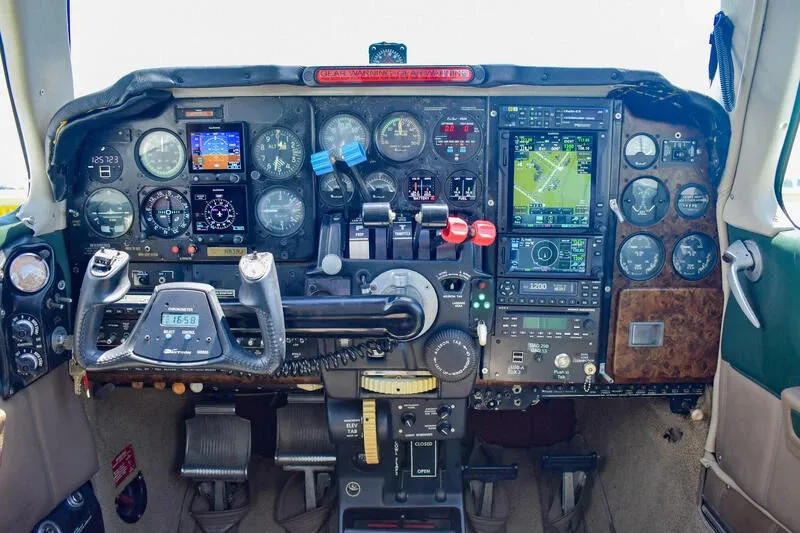 This 1975 Beechcraft Baron B55 Is a Generously Updated ‘AircraftForSale’ Top Pick