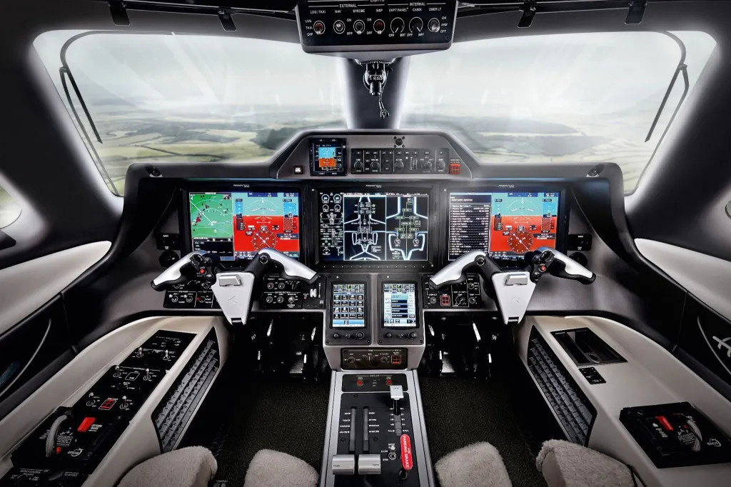 Embraer’s Autoland-Equipped Phenom 300EV Obtains Triple Certification