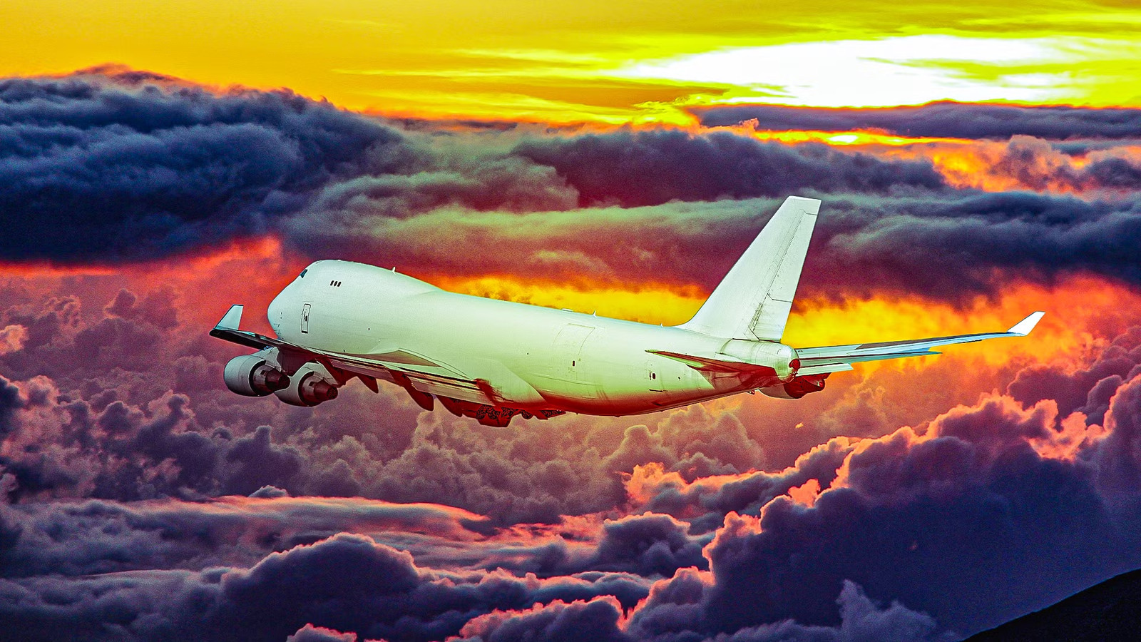 "An Irredeemable Nuisance": Why This Journalist Believes All Airplanes Shouldn't Have Windows