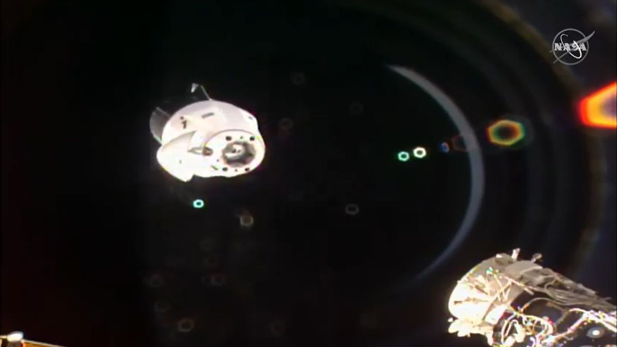 Watch SpaceX deliver more than 6,000 pounds of cargo to the ISS today