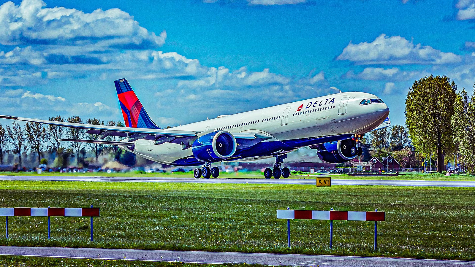 Delta’s Massive Europe Push: Now 10 Nonstop Routes To This Major City [Map]