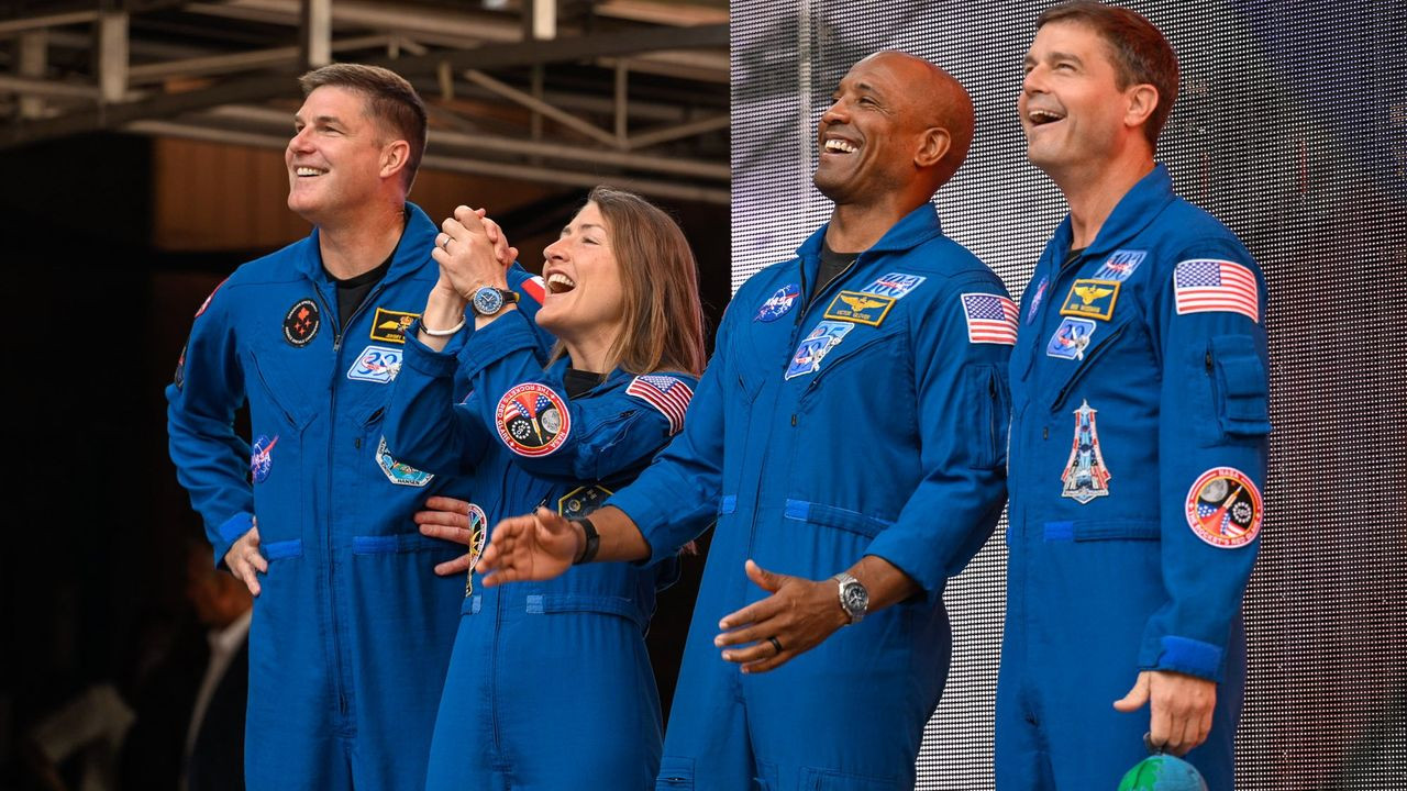 Artemis II pilot thanks NASA for letting him fly Orion by hand: 'I'm still blown away by that trust'