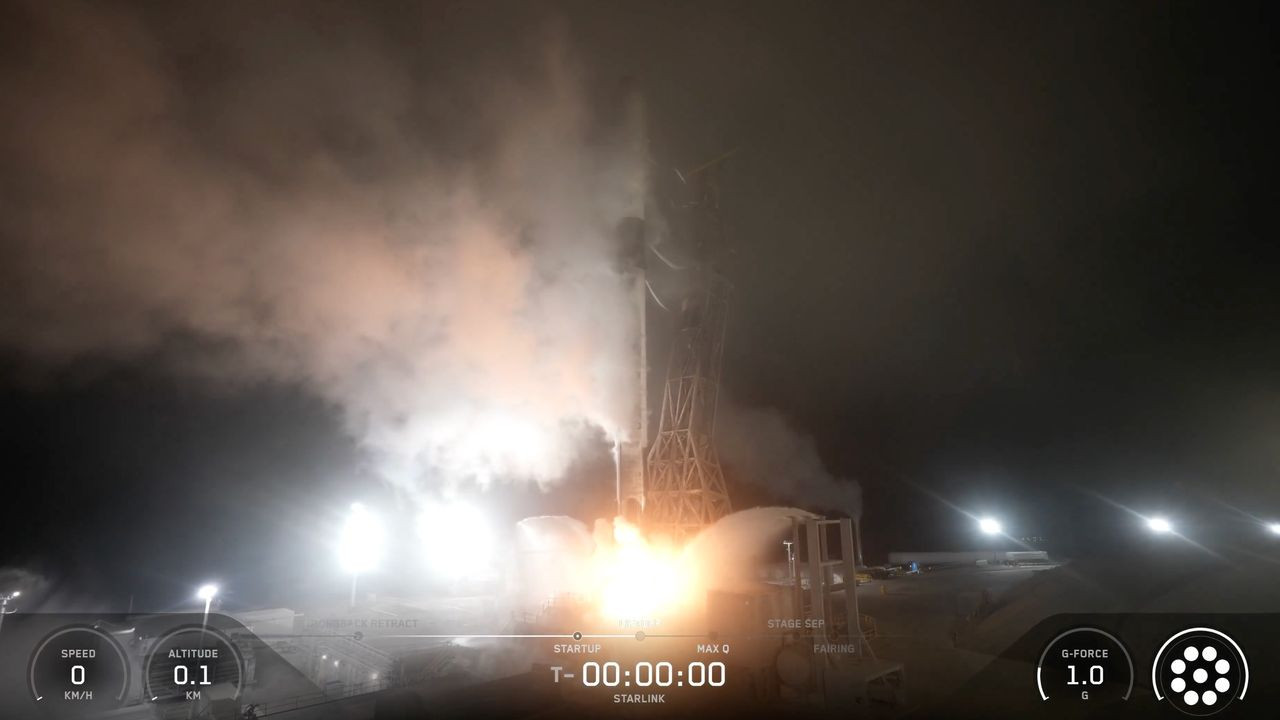 SpaceX launches its 100th mission of the year, sends Starlink satellites to orbit