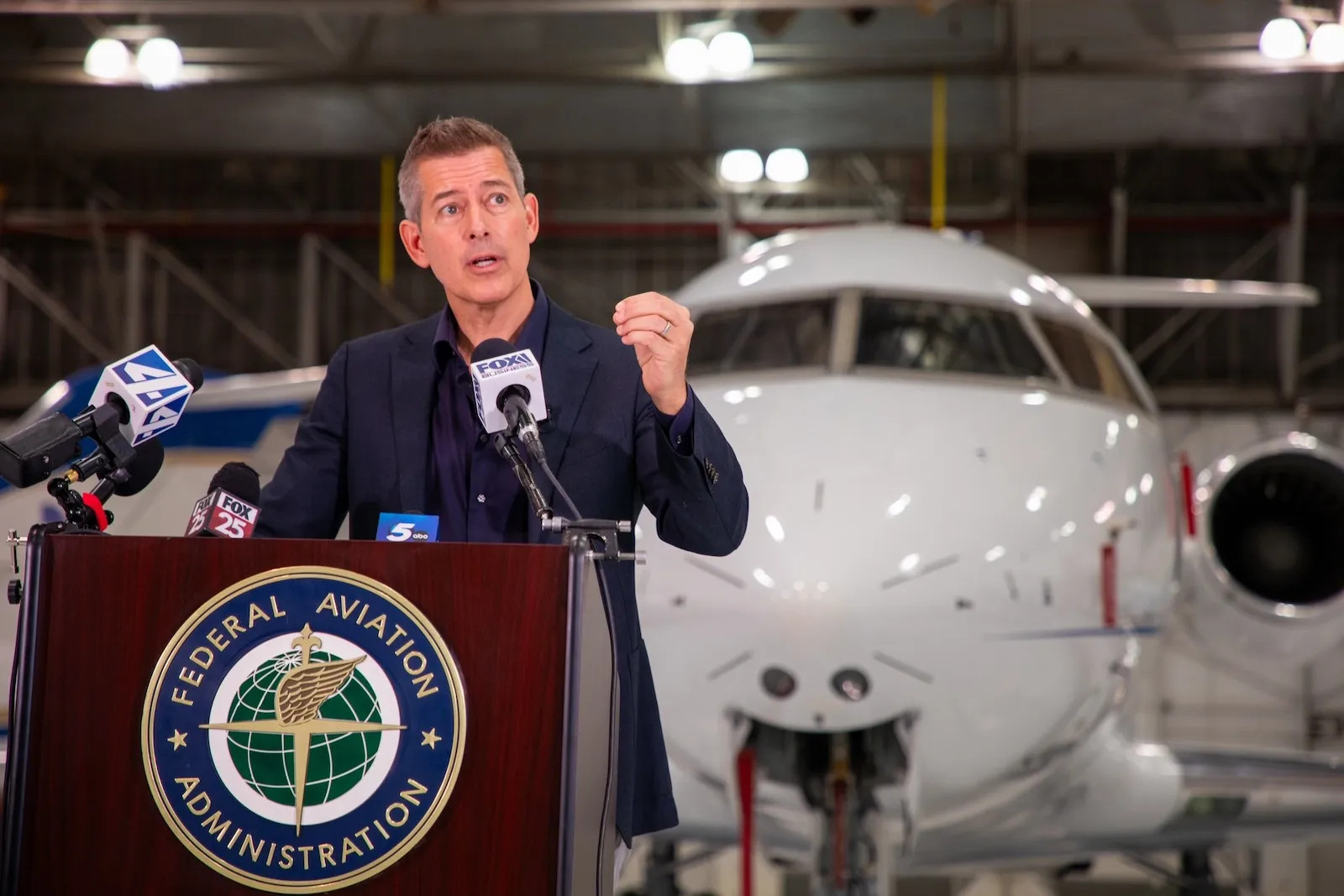 Transportation Secretary Pitches Additional $30 Billion for ATC Upgrades